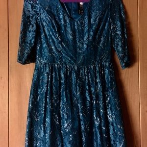 BEAUTIFUL DRESSY TEAL DRESS WITH SPARKLE, size S